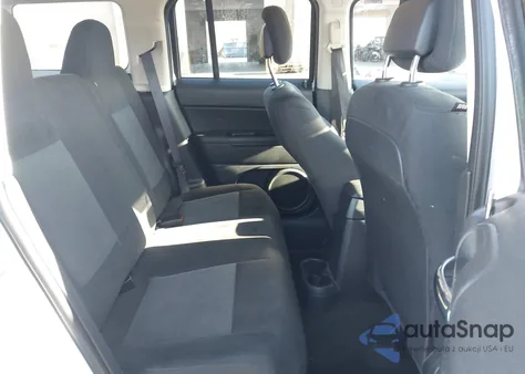 2015 Jeep Patriot Altitude Edition z USA, uszkodzony, nr VIN 1C4NJRBB8FD356882